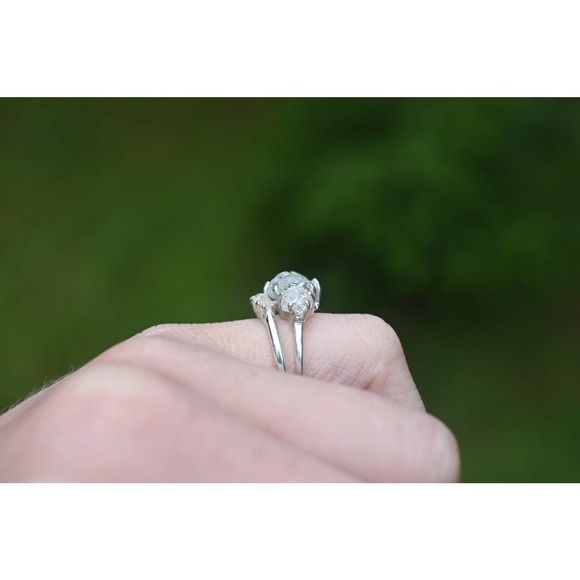 Unique engagement ring set, raw diamond ring, raw stone ring, alternative - Picture 5 of 7